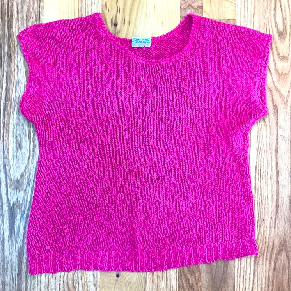 Jazzy Hot Pink Jersey 53% Rami 41% Cotton, Size M.  Cool & Comfortable.